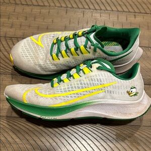 Nike Air Zoom Pegasus 37 Oregon